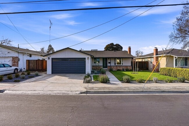 Building Photo - 3BR Livermore Home for Rent | Updated Kitchen | Near Downtown | $4,000/mo