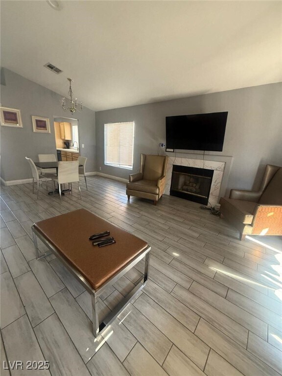 Building Photo - 745 Gullwing Ln