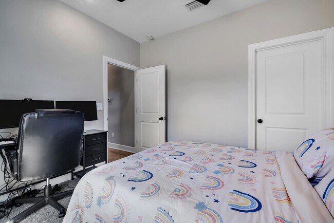 Building Photo - 11 Towles Rd