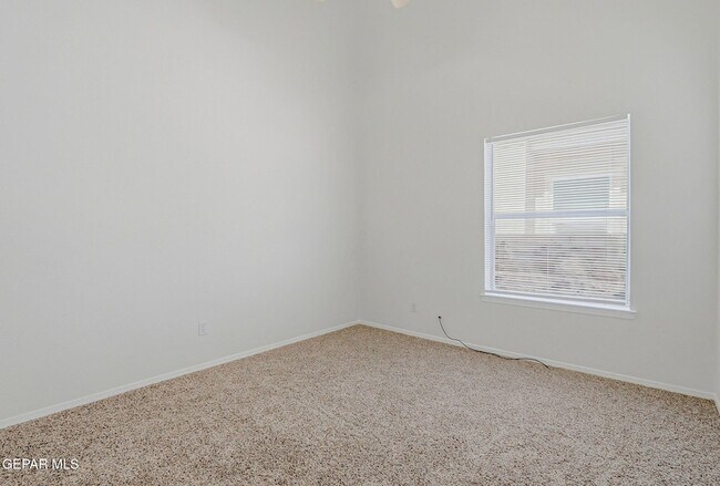 Building Photo - 7239 Desert Jewel Dr