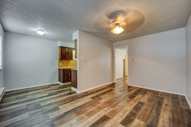 Interior Photo - The Oak: 1 & 2 Bedroom Apartments