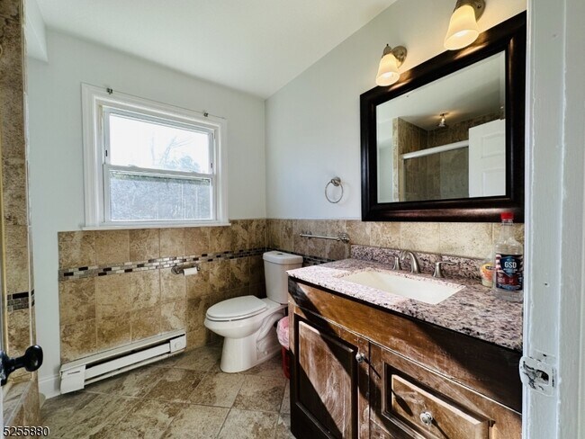 Building Photo - 79 Hawkins Ave