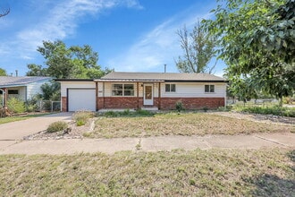 Building Photo - $2,050.00, 3-bed, 2 bath, located in Color...