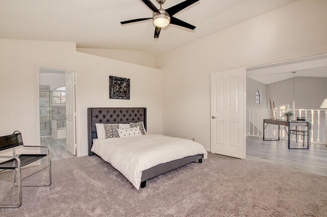 Building Photo - 4435 E Amberwood Dr