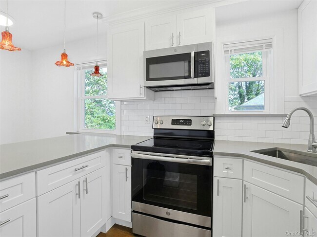 Building Photo - 56 S Highland Ave