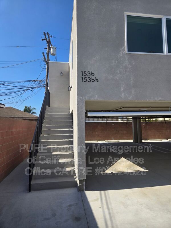 Building Photo - 1536 1/2 W 205th St