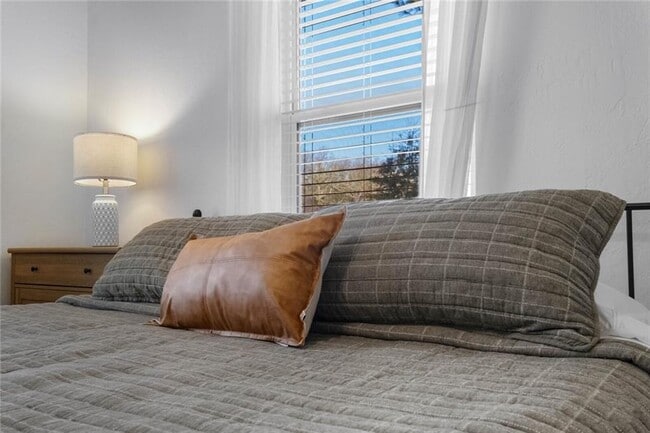 Building Photo - 15564 Prairie View Rd