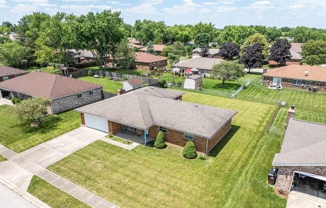 Building Photo - 4017 Caprice Rd