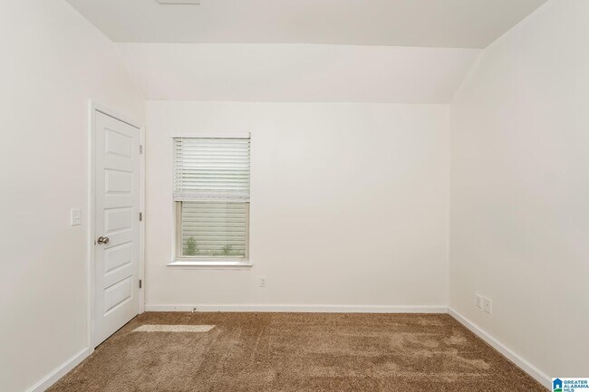 Building Photo - 6966 Brightwell Ln