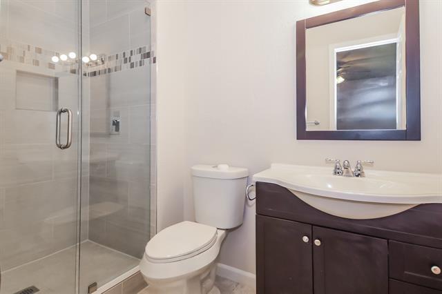 Building Photo - 18903 Platte River Way