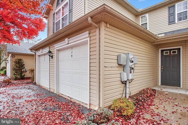 Building Photo - 119 Oriole Ct