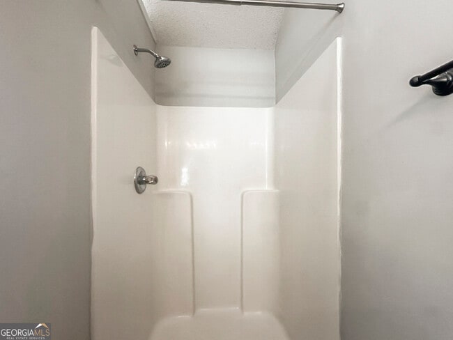 Building Photo - 3901 Swooping Ct