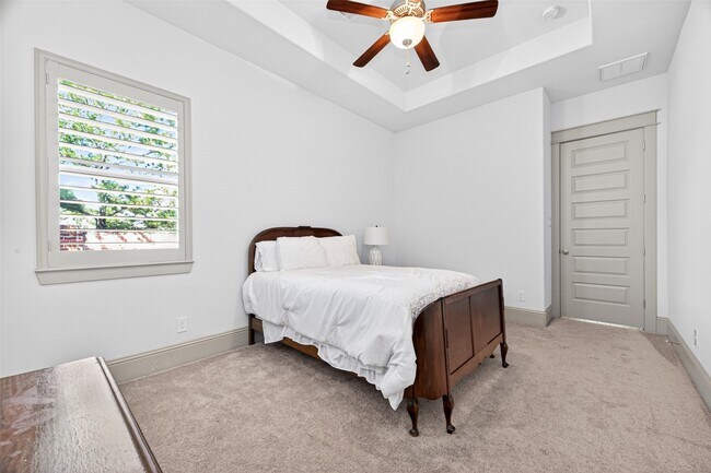 Building Photo - 2072 Laurie Darlin Dr