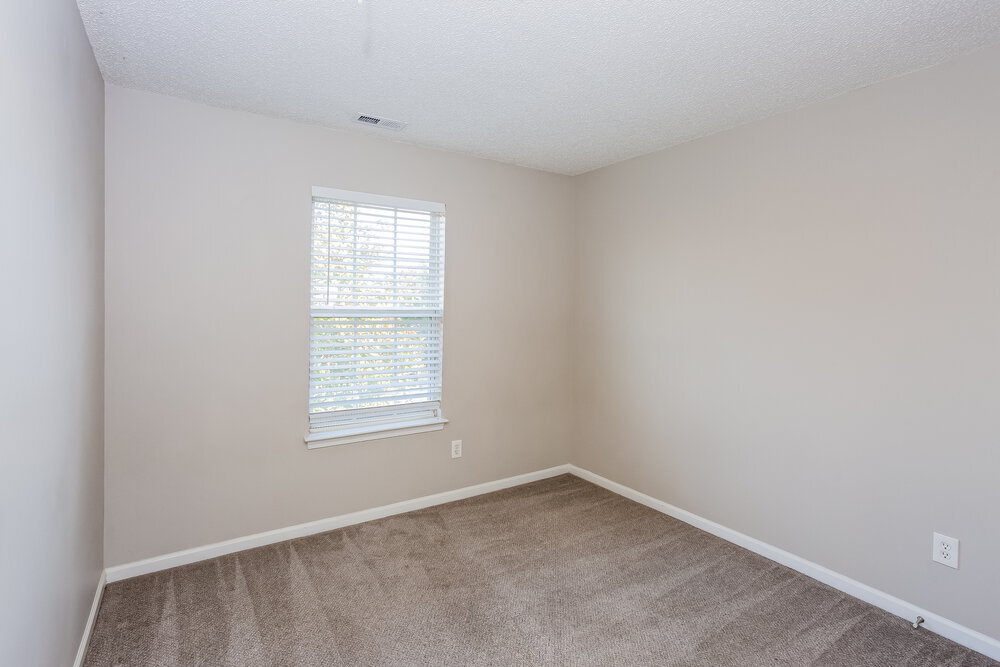 Building Photo - 427 Amhurst St SW