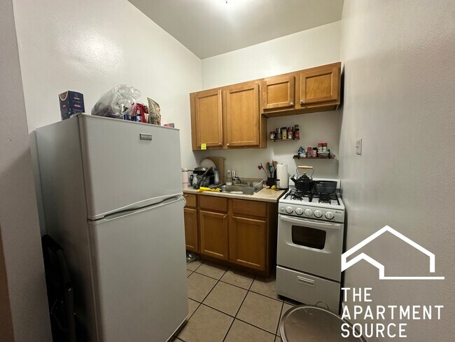 Primary Photo - 4851 N Damen Ave