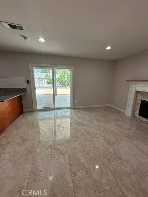 Building Photo - 26286 Topanga Way
