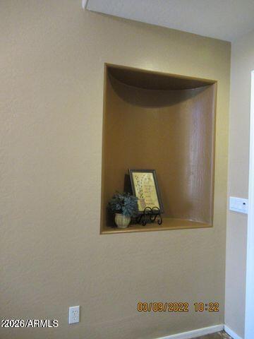 Building Photo - 3928 E Parkview Dr