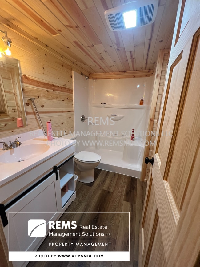 Building Photo - 120 13th St