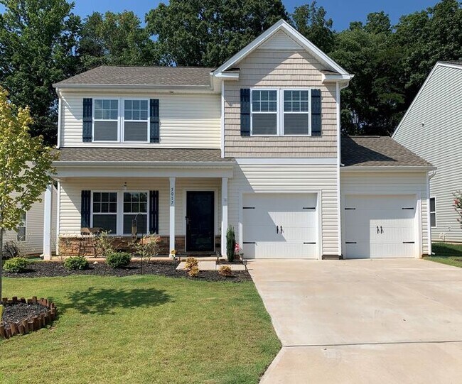 Primary Photo - Newer Home in Reedy Fork, SS Appliance, Gr...