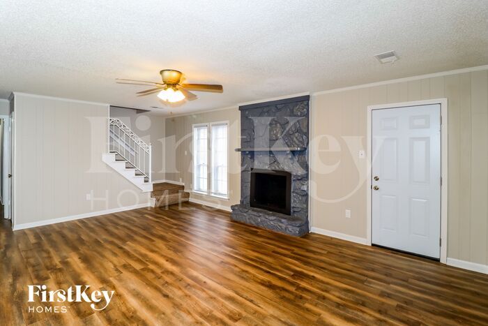 Building Photo - 6229 Skyview Cir