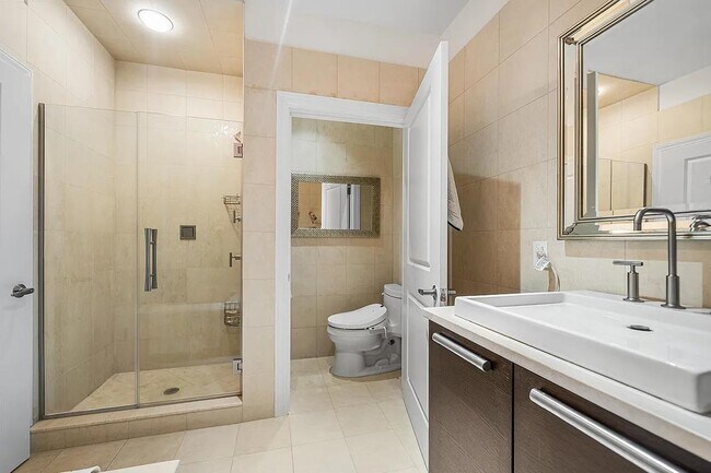 Building Photo - 20 Ave at Port Imperial