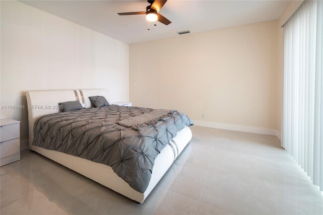 Building Photo - 4700 McKinley St