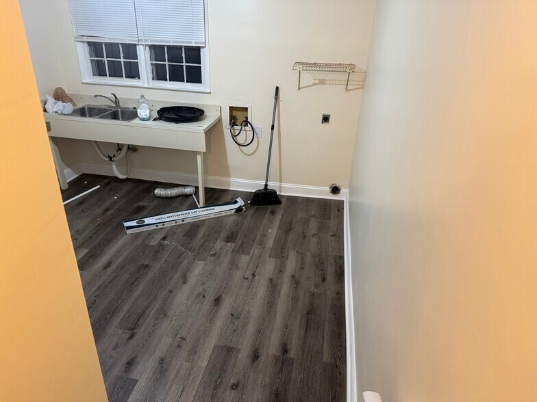 Building Photo - 508 Bounty Dr