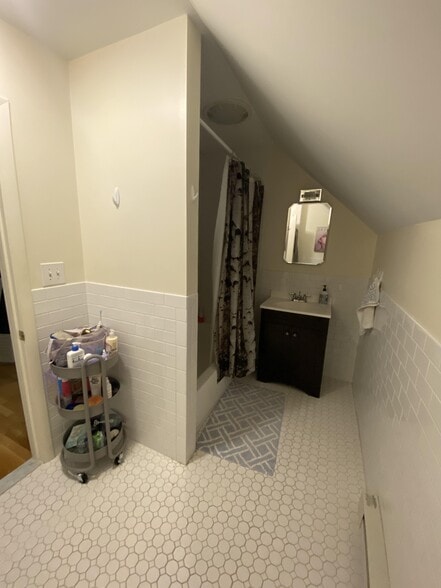 Building Photo - 40 Walker St