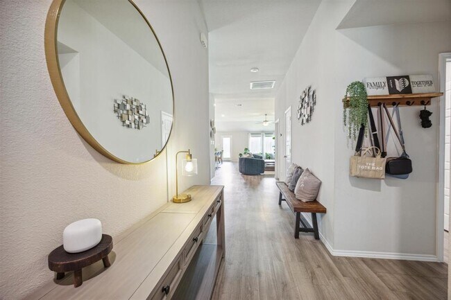 Building Photo - 6414 Fiddlewood Thicket Ln