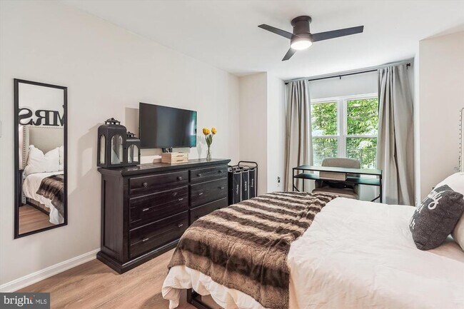 Building Photo - 5803 Orchard Hill Ct
