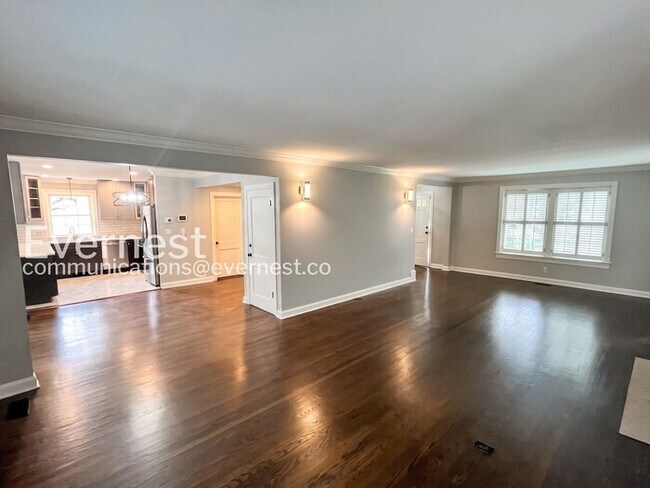 Building Photo - 109 Mayfair Rd