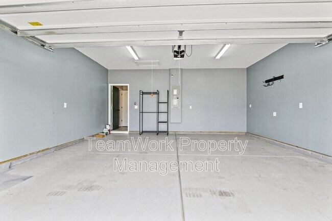 Building Photo - 436 Richfield Wy