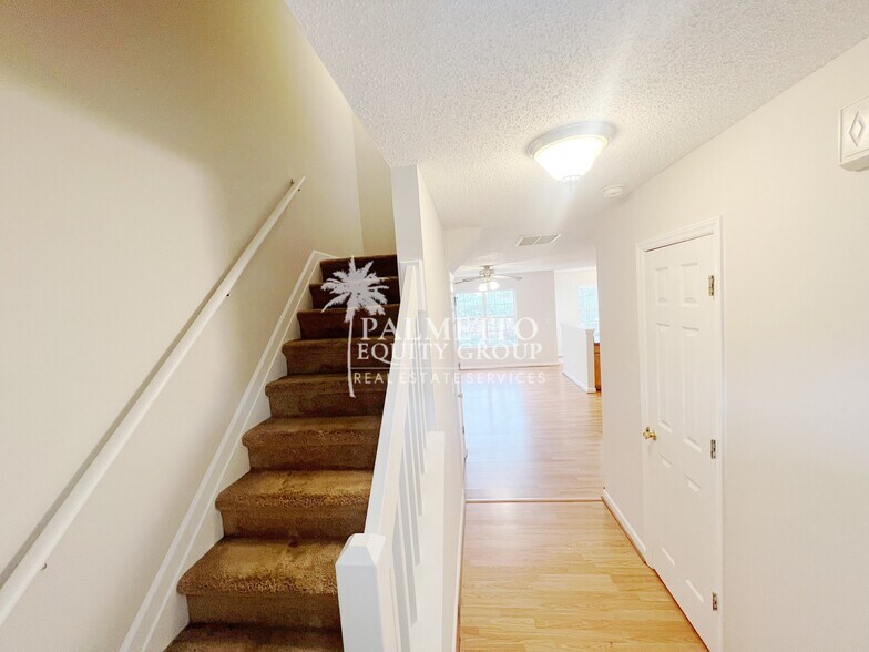 Building Photo - 5138 Bartholomew's Ln