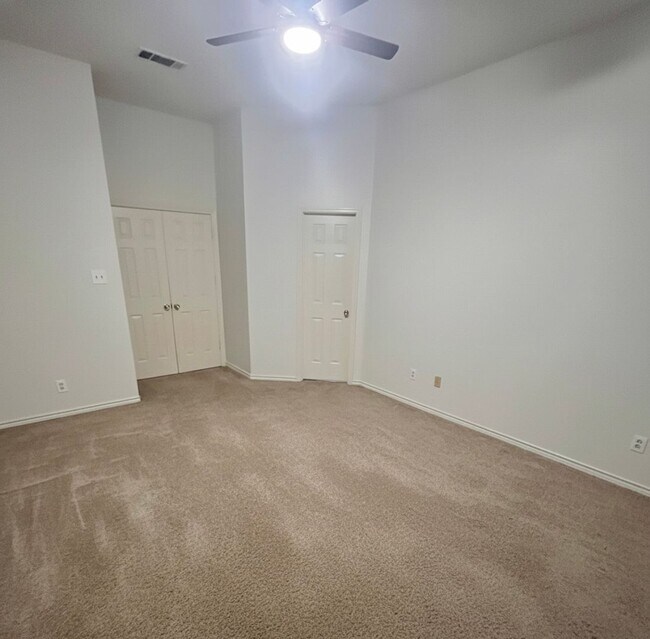 Building Photo - NEW IN MANAGEMENT - AVAILABLE NOW! MOVE IN SPECIAL!