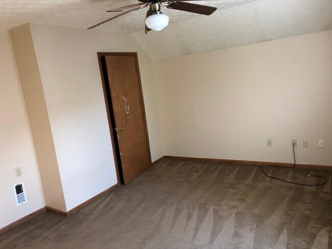 Master Bedroom - 1104 Pennsylvania Ave