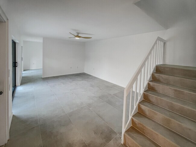 Building Photo - 1315 13th Terrace