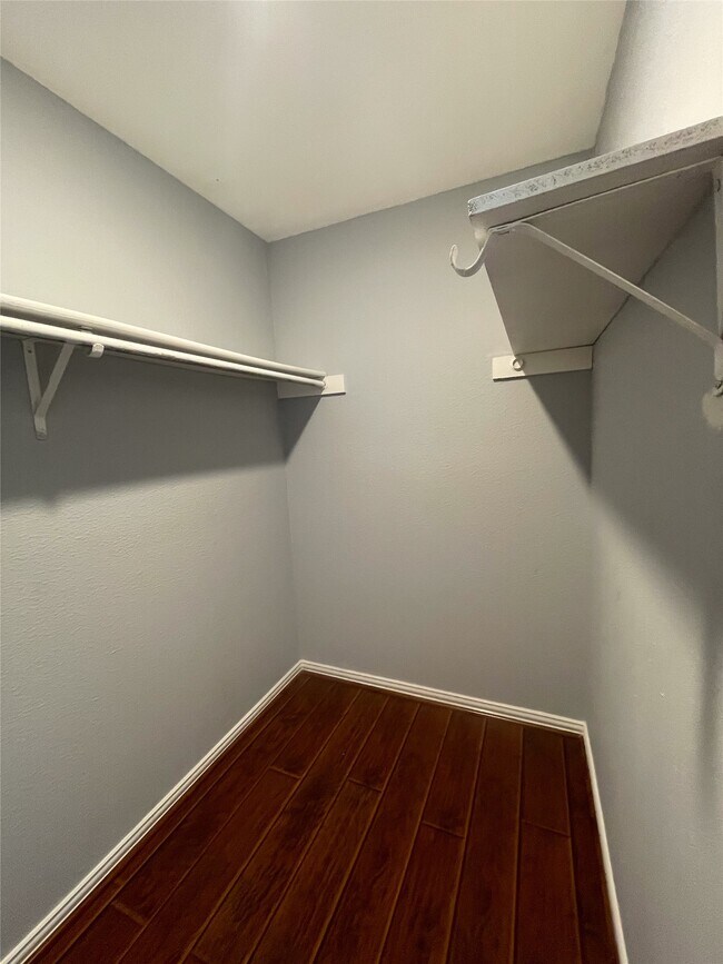 Building Photo - 12607 Ashford Meadow Dr