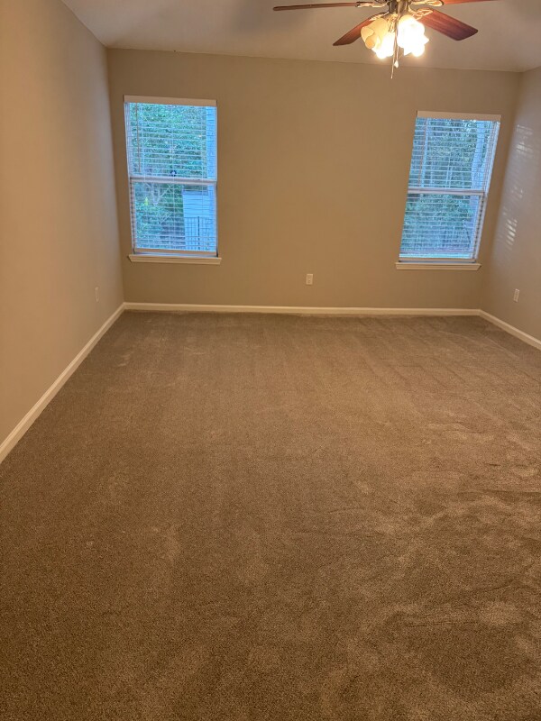 Building Photo - 6479 Silver Glen Dr