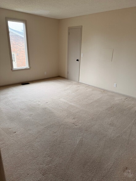 Building Photo - 142 Allen Dr