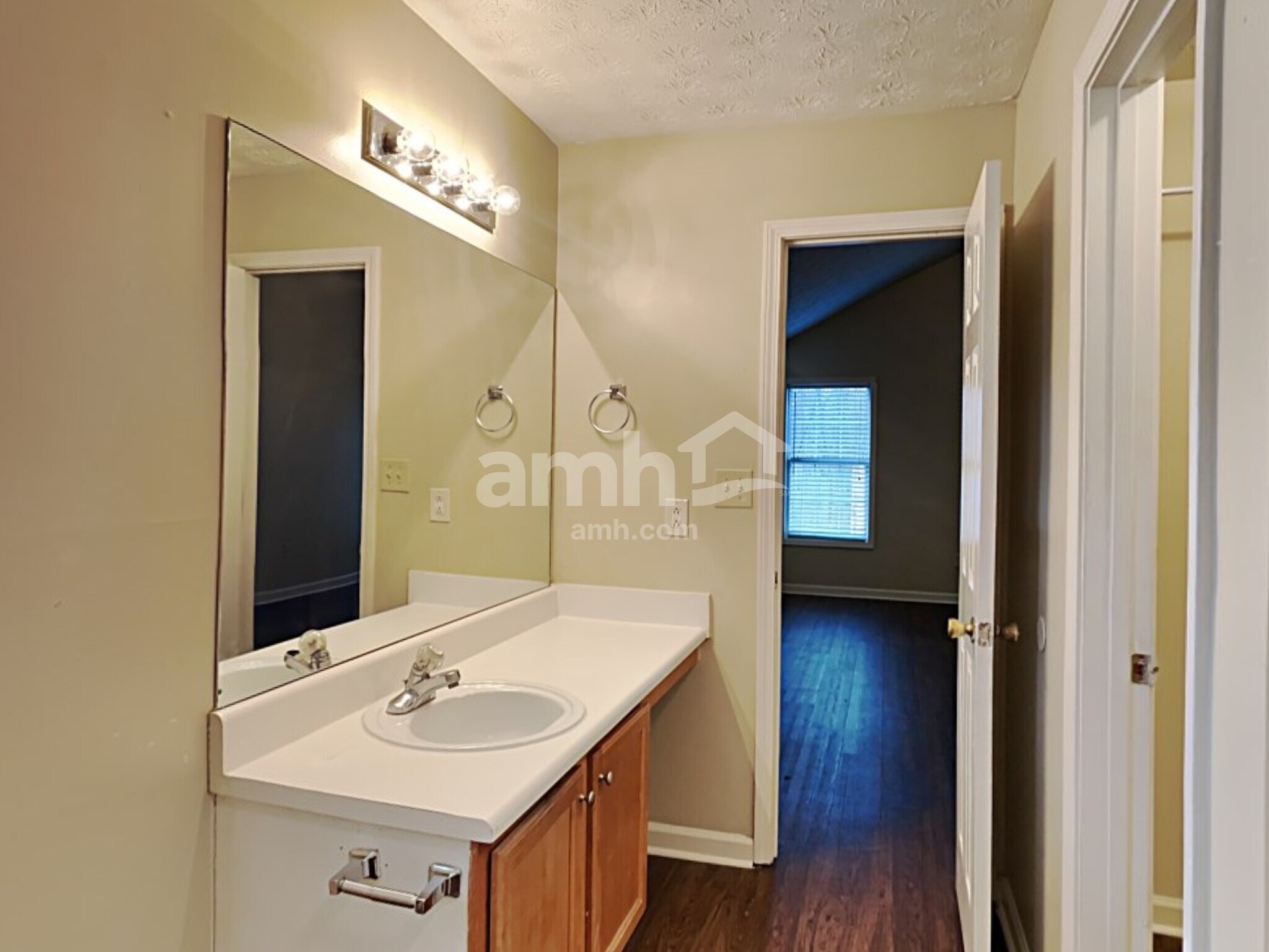Building Photo - 193 Patterson Close Ct