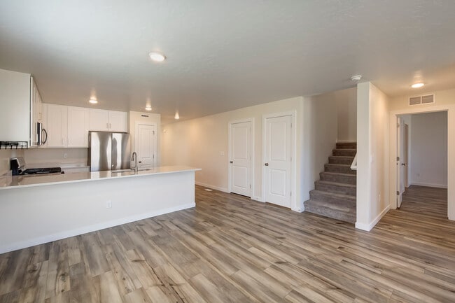 Building Photo - 11144 Maroon Bells Dr