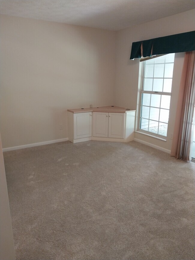 Building Photo - 3912 Vineyard Green Dr
