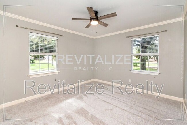 Building Photo - 2949 Cloverland Ct