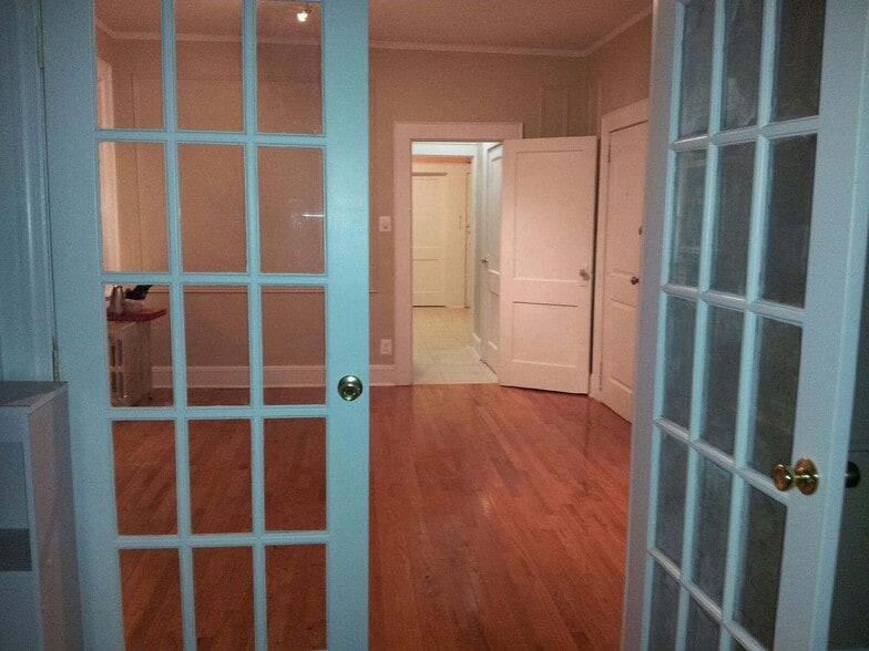 Primary Photo - 37 Highland Ave