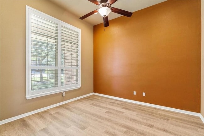 Building Photo - 4708 Mont Blanc Dr