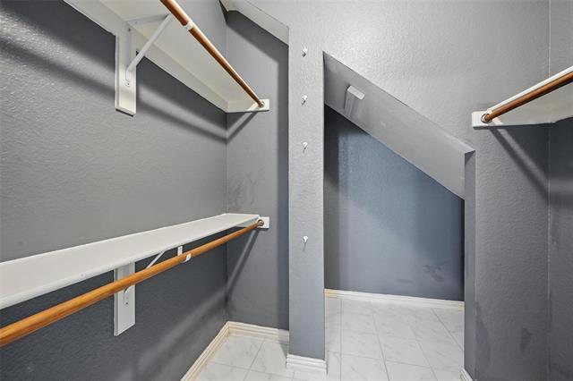 Building Photo - 1224 Kingston Pl