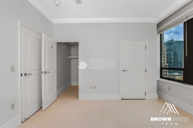 Building Photo - 690 Market St