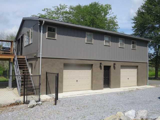 Building Photo - 40 Crum Elbow Rd