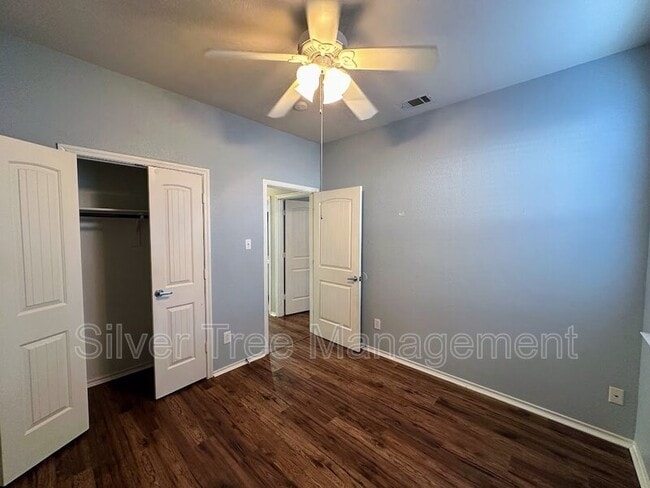 Building Photo - 420 Donagon Ct