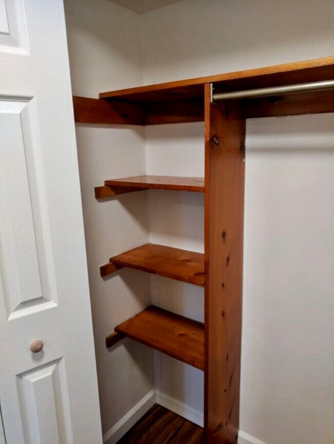 Building Photo - 3457 Evergreen Rd